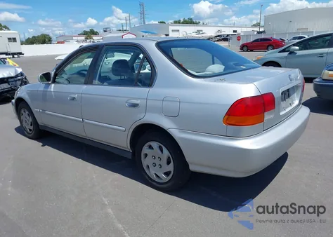 1997 Honda Civic Ex z USA, uszkodzony, nr VIN 1HGEJ8647VL006087
